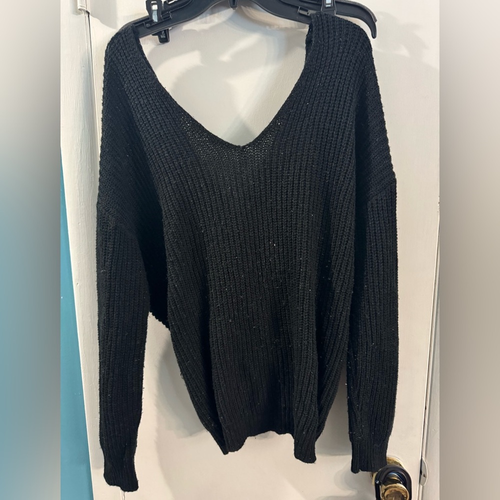 Boutique Large Sweater